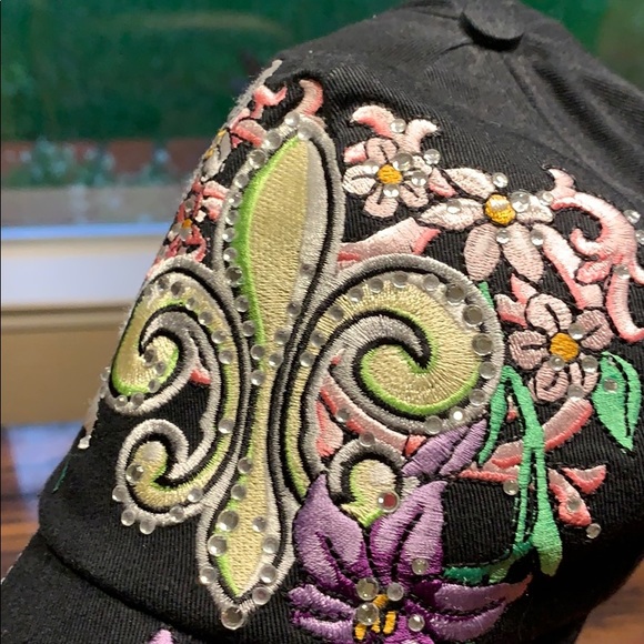 Bling Baseball Cap for Women! Velcro Closure - Picture 2 of 5